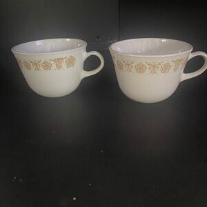 Set of 2 Vintage Corelle Gold‎ Butterfly coffee cups